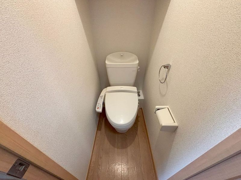 レオパレス鳴尾Ａ トイレ