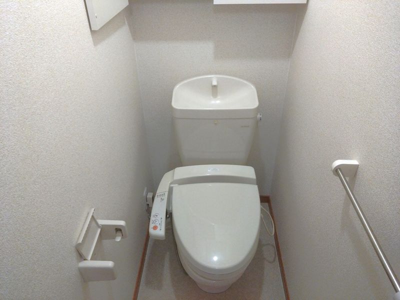 レオパレスアバンティＷＡＤＡ トイレ