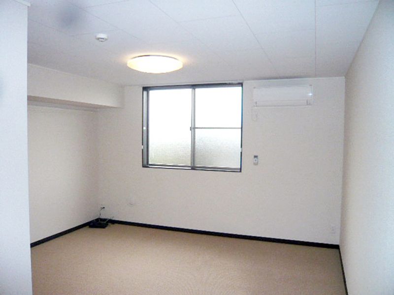 LEONEXT Demeure Nagasuga Bedroom