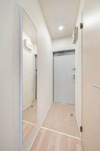 アルクリパリーザ　Ｔ 玄関