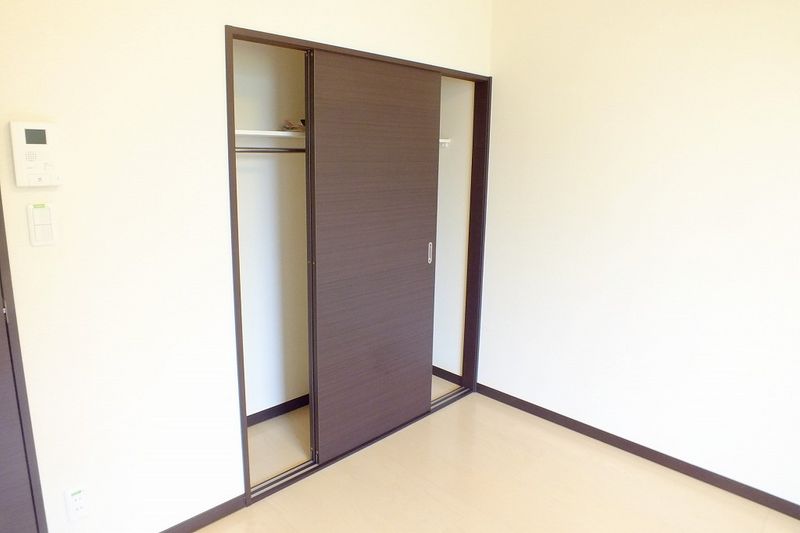 レオネクスト湖南 収納