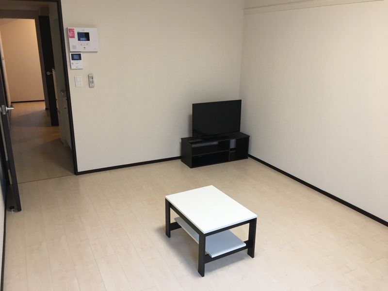 クレイノプルメリア２３ 居間
