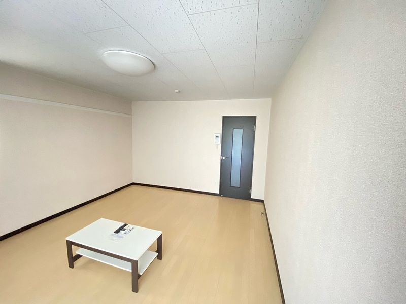 レオネクストクラージュ日進 居間