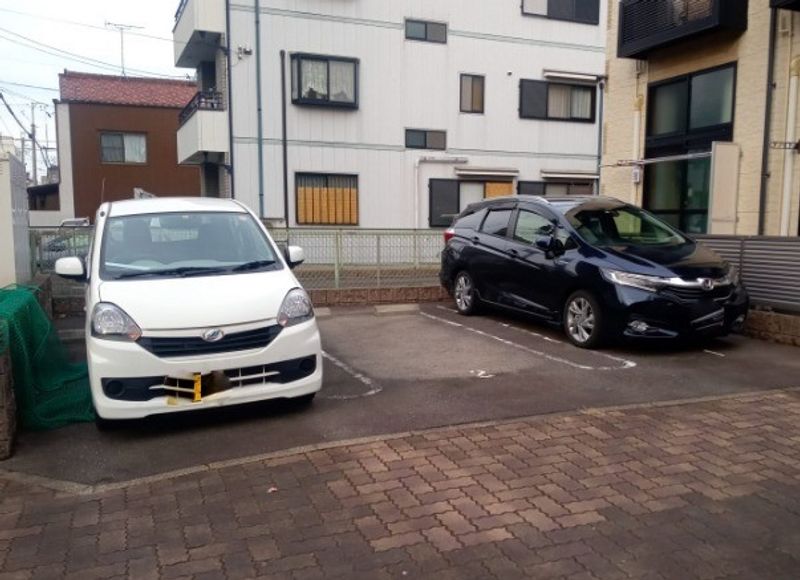 レオパレス森下 駐車場