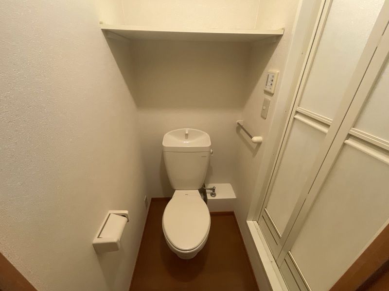 レオパレスルシェルブル金岡 トイレ