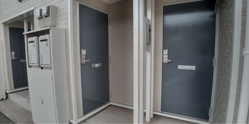 レオパレス南若園Ｂ 玄関