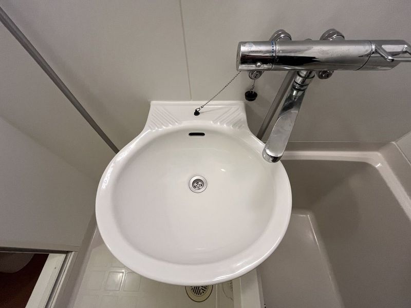 レオパレスグレイス清水 洗面台