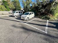 レオパレスなのはな 駐車場
