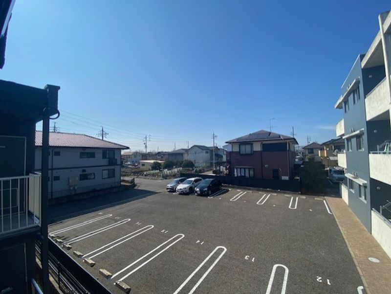 レオパレスアプレシオⅠ 駐車場
