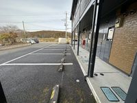 レオパレスサザンビレッジ 駐車場