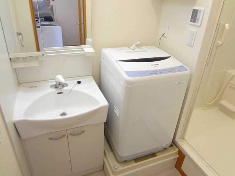 レオパレス祐久野 洗面所