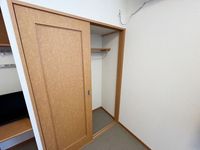 レオパレスＩＫＵＳＨＩ 収納