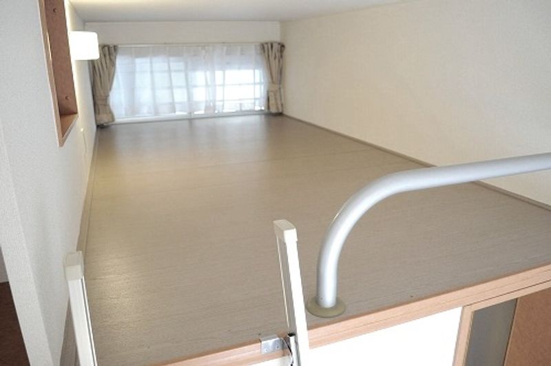 レオパレスヴィオラ 寝室