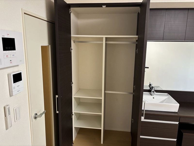 レオネクストスア 収納