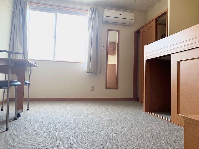 レオパレスボナール 居間