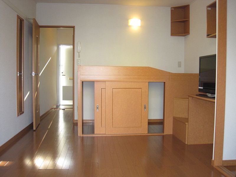 レオパレス松岡 居間