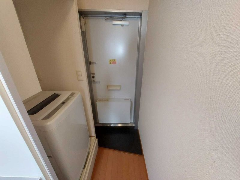 レオパレスＧフォレスト沼袋 玄関