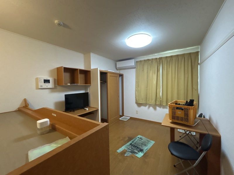 レオパレスブルーカナリア 居間