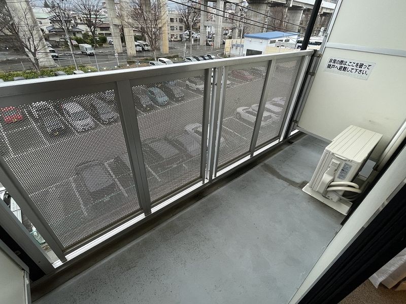 レオパレスオバタ　原町 バルコニー