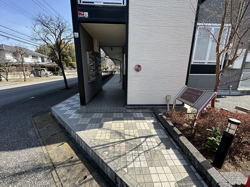 レオパレスシエル　エトワール エントランス