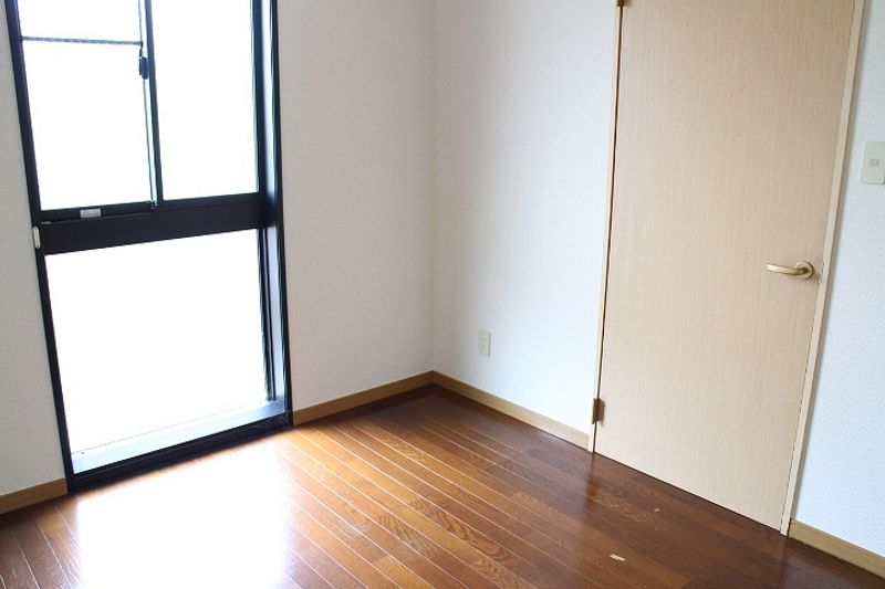 レオパレスＧＲＥＥＮ・ＶＩＥＷ 居間