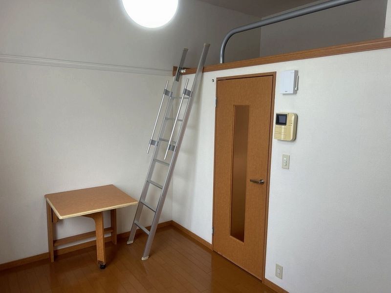 leopalace Miyoshicho TRH Phòng khách