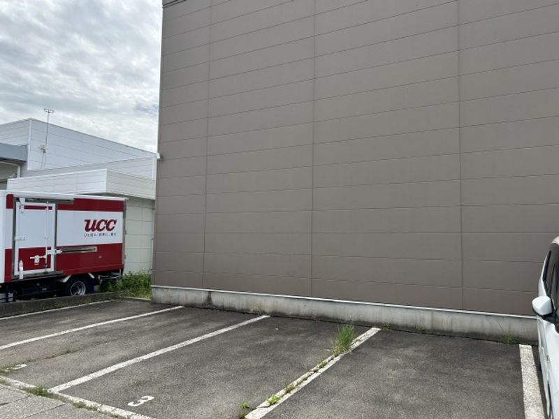レオパレスよこて 駐車場