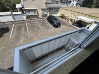 レオパレス四郎丸 バルコニー