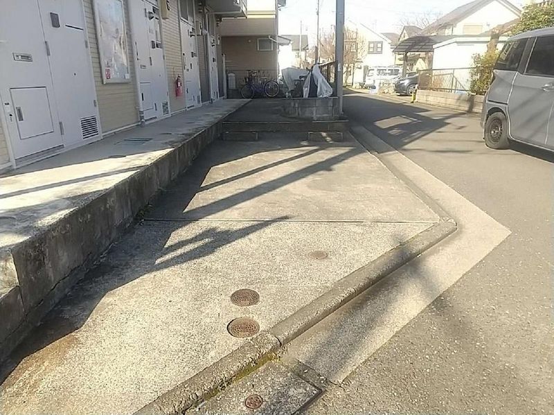 leopalace Sunagawa Sanbankan 停车场