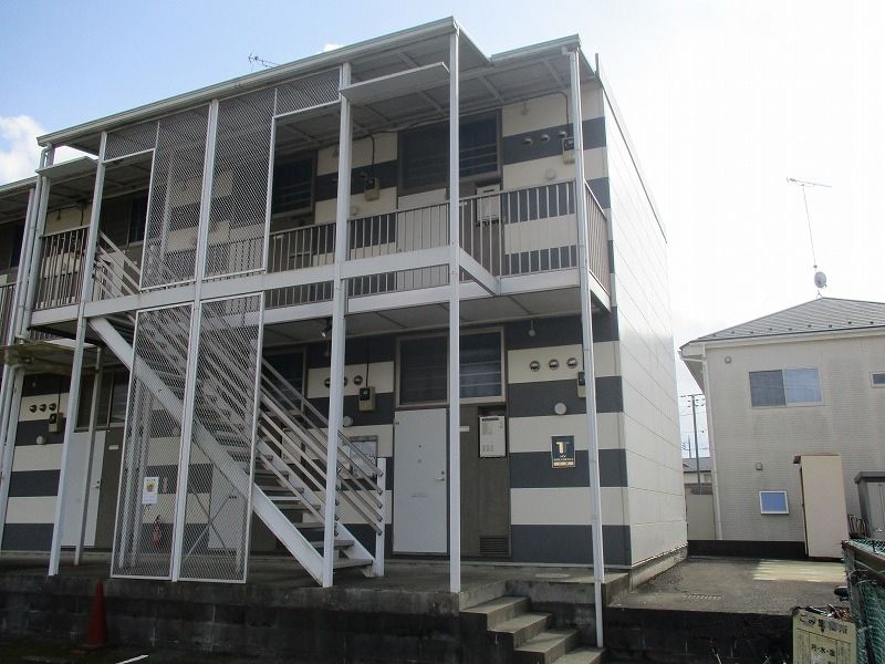 レオパレス八原 共用部分