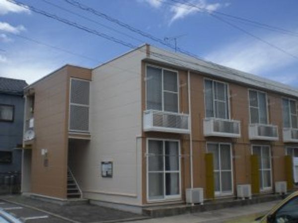 レオパレス筑紫 外観