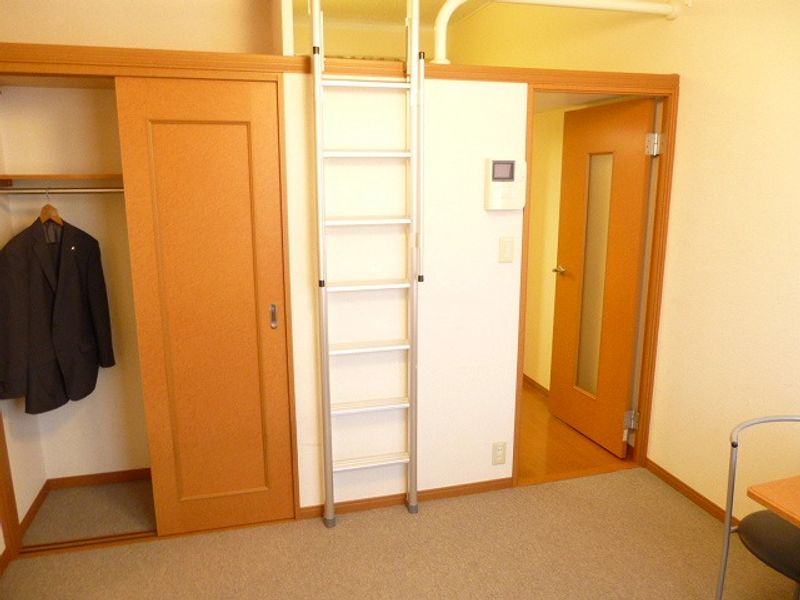レオパレス広瀬 収納
