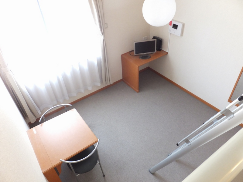 レオパレスケレス 居間