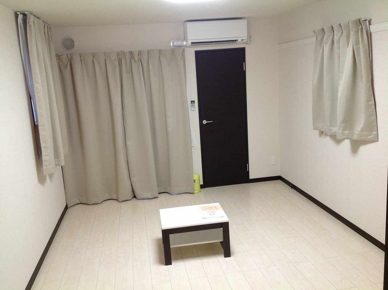 レオネクスト藤重 居間