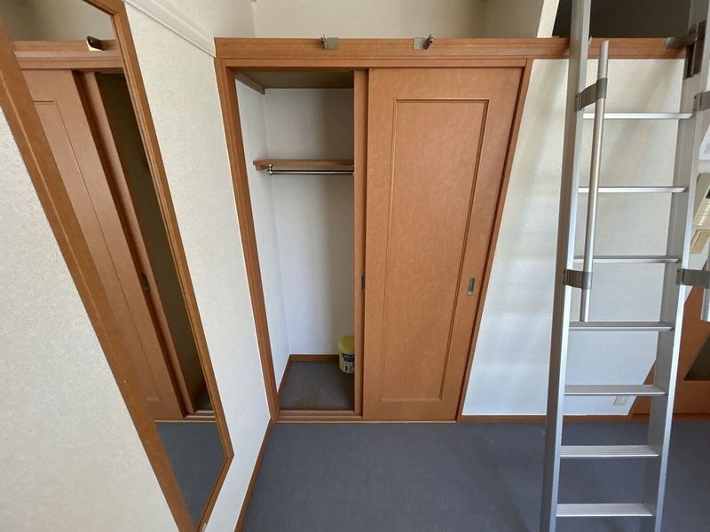 レオパレスソシエ 収納