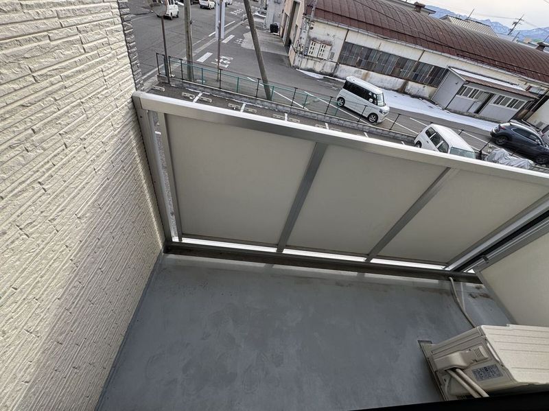 レオパレス虹 バルコニー