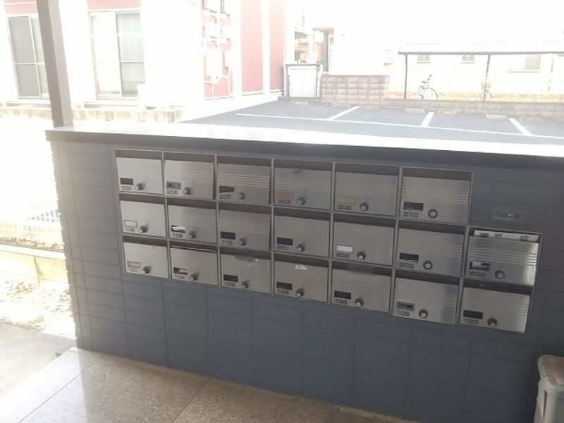 レオパレス円行 共用部分