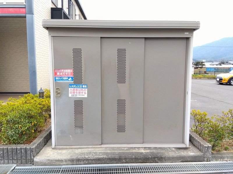 レオパレスブレッツァ 共用部分