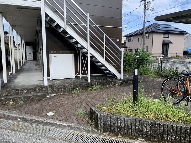 レオパレスセピア・コート エントランス