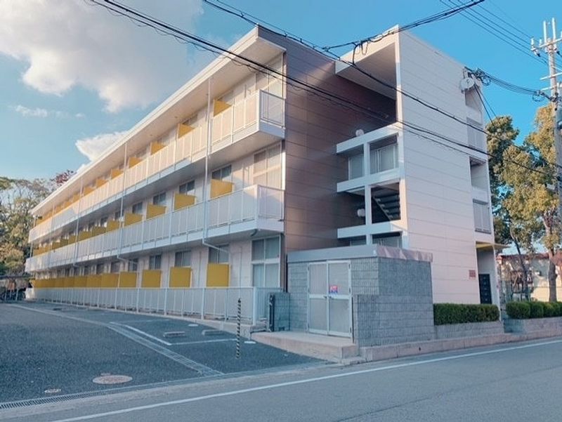 レオパレス武庫川 エントランス