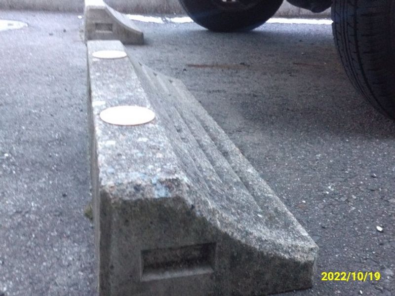 レオネクスト筒井 駐車場