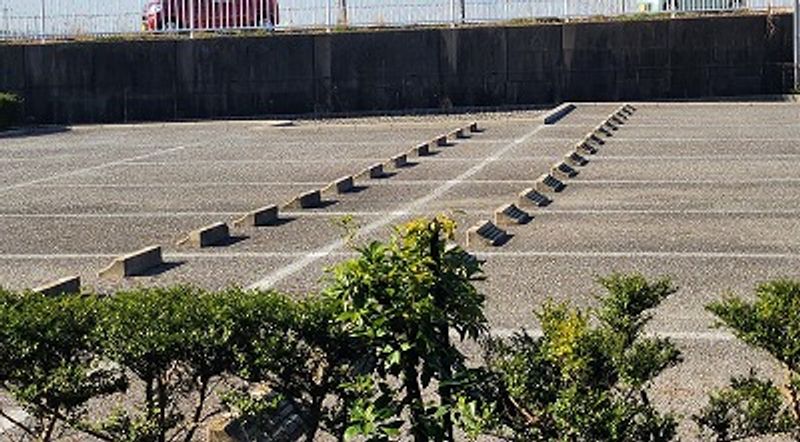 レオパレスＧｌｕｃｋ 駐車場