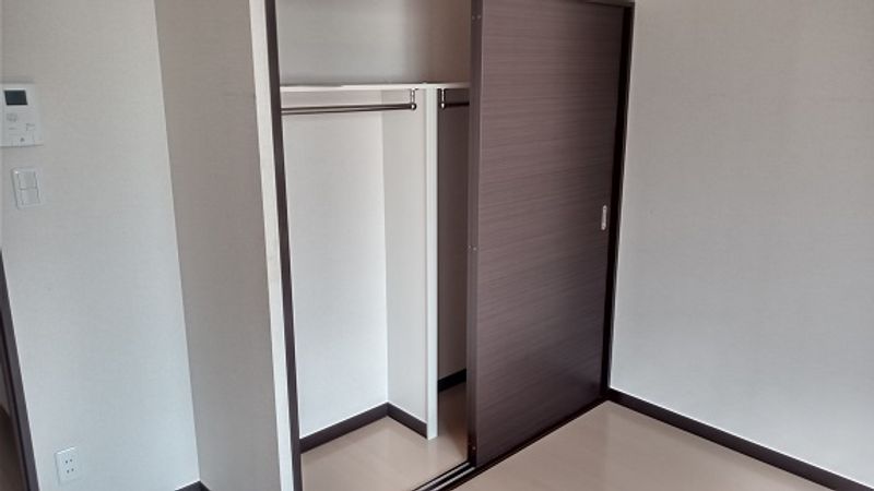レオネクスト西滝 収納