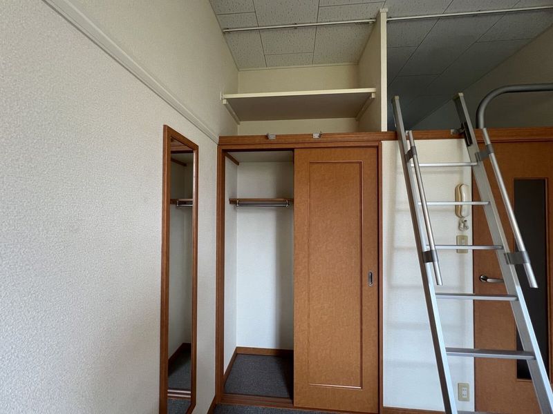 レオパレスサンシャインⅡ 収納