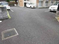 レオパレスエクセル厚木 駐車場