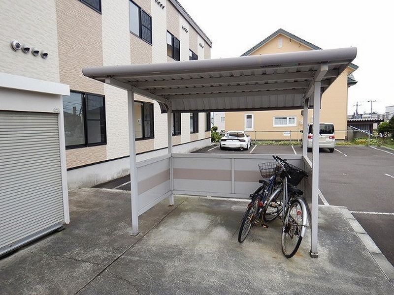 レオパレスクローバー 共用部分
