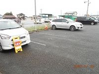 レオパレストゥルク 駐車場