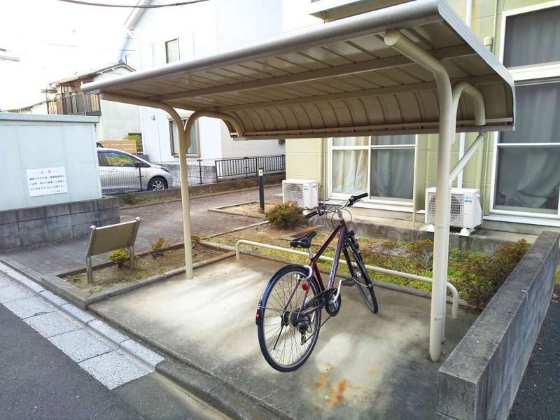 レオパレスカトレア 共用部分
