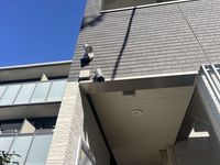 CLEINO MOON I Shared spaces