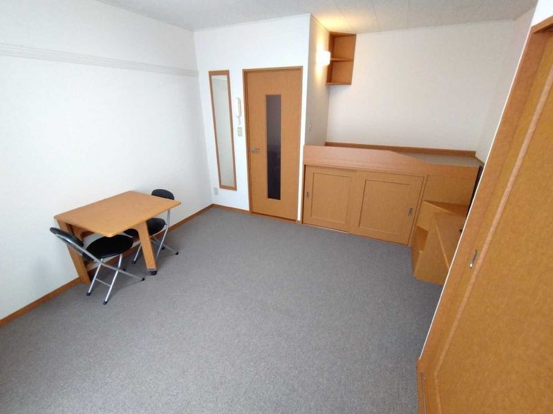 レオパレス川添Ⅱ 居間